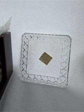 Fifth Avenue Square Glass Coasters Set with Decorative Border
